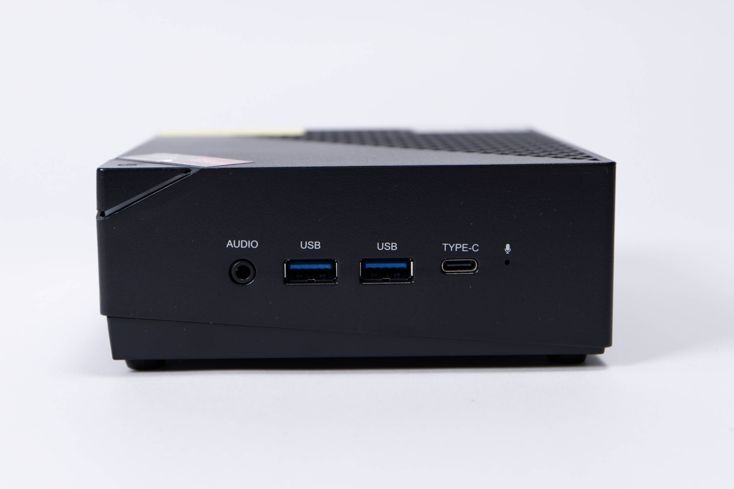 AceMagic AM06Pro IO Front