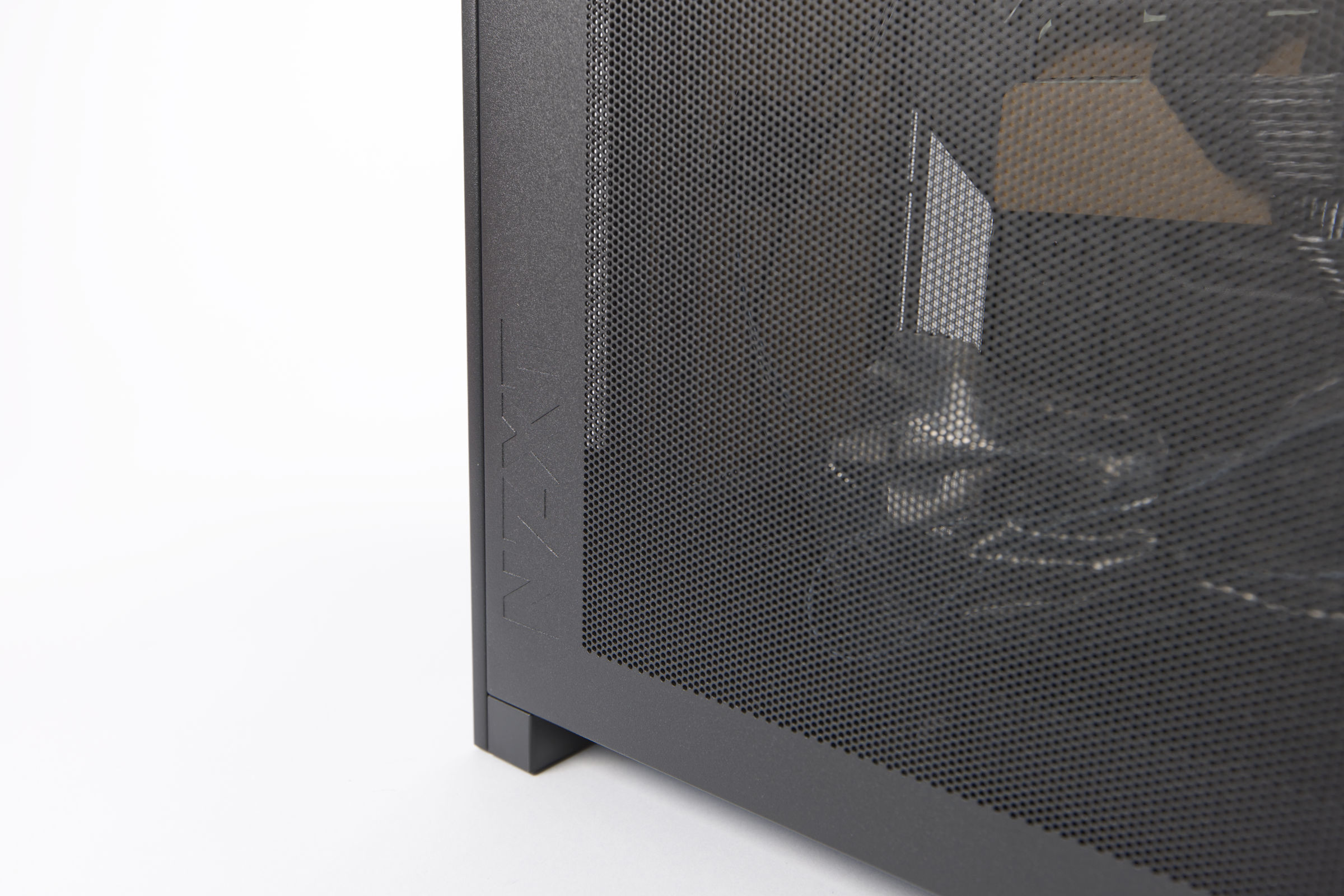 NZXT H2 Flow Logo seitlich