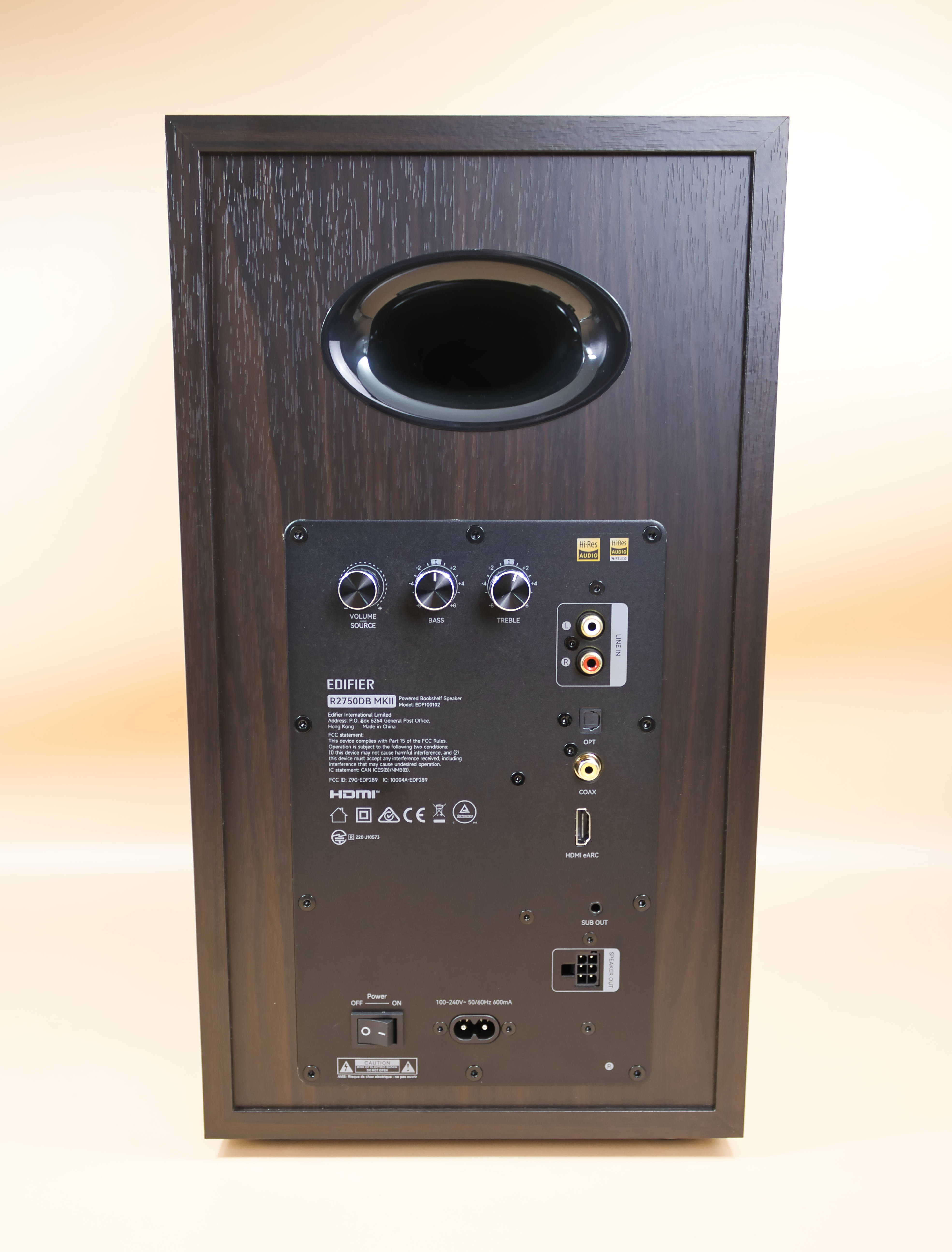 Edifier R2750DB MKII Rückseite