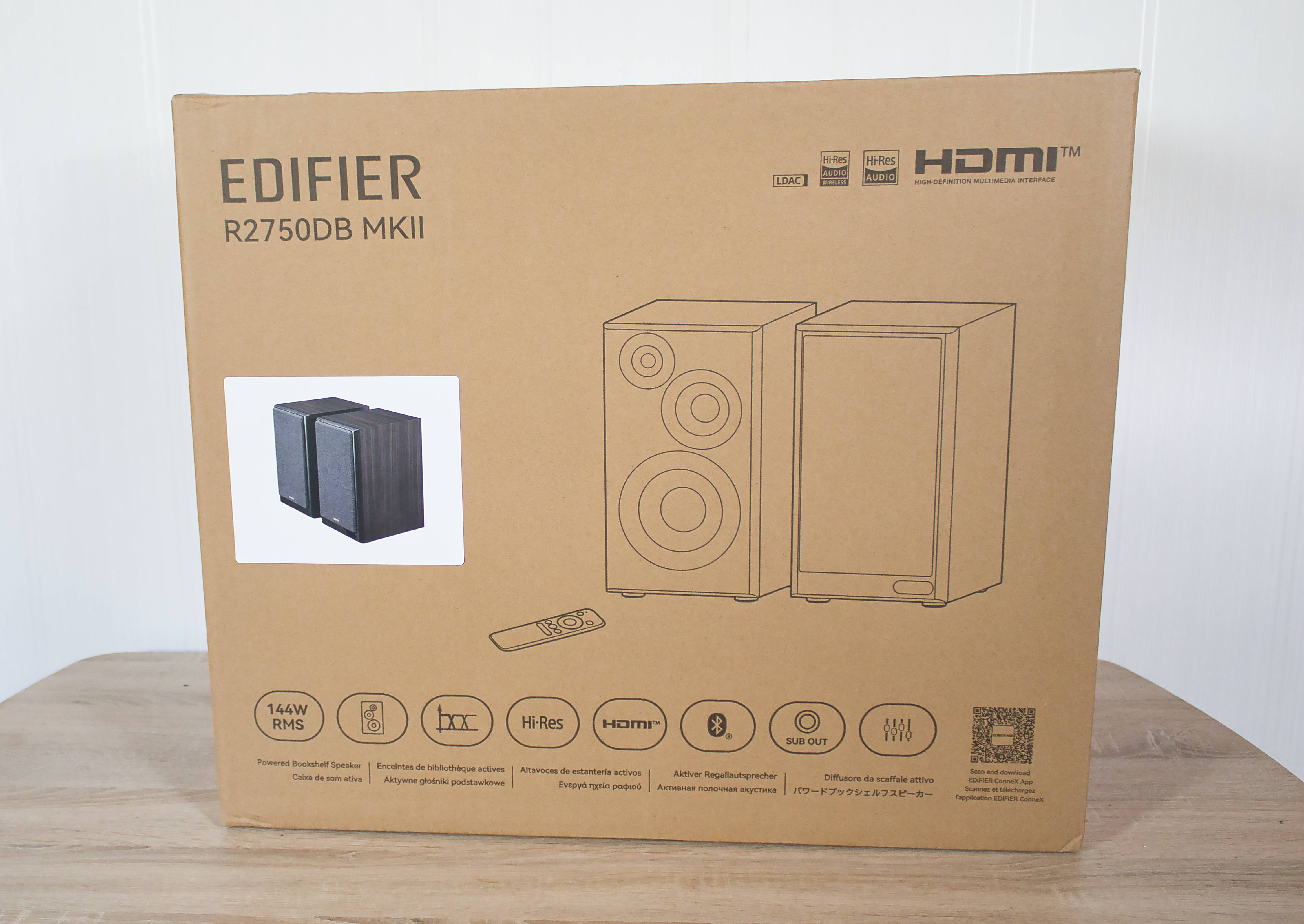 Edifier R2750DB MKII Verpackung Front