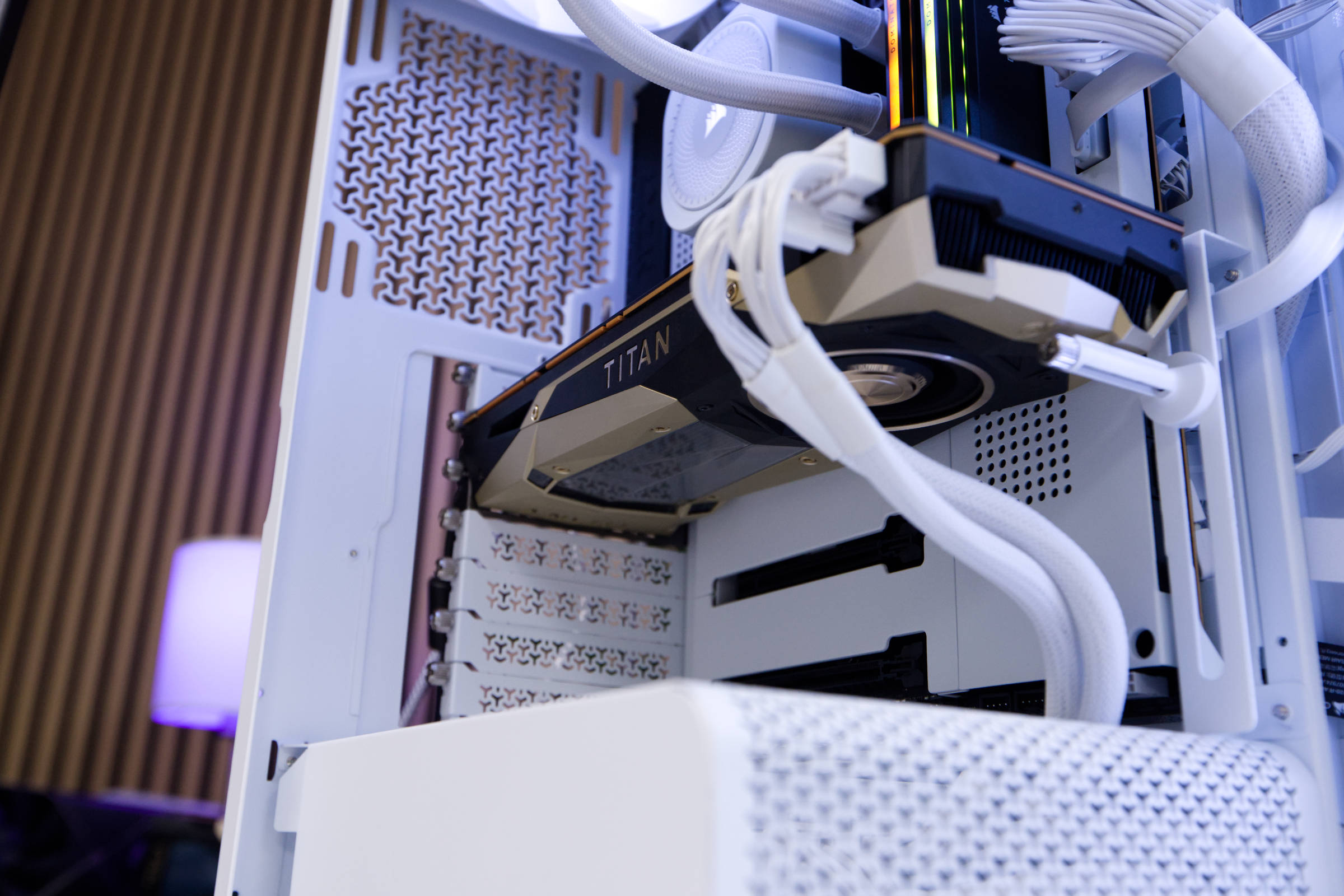 NVIDIA Titan V im System