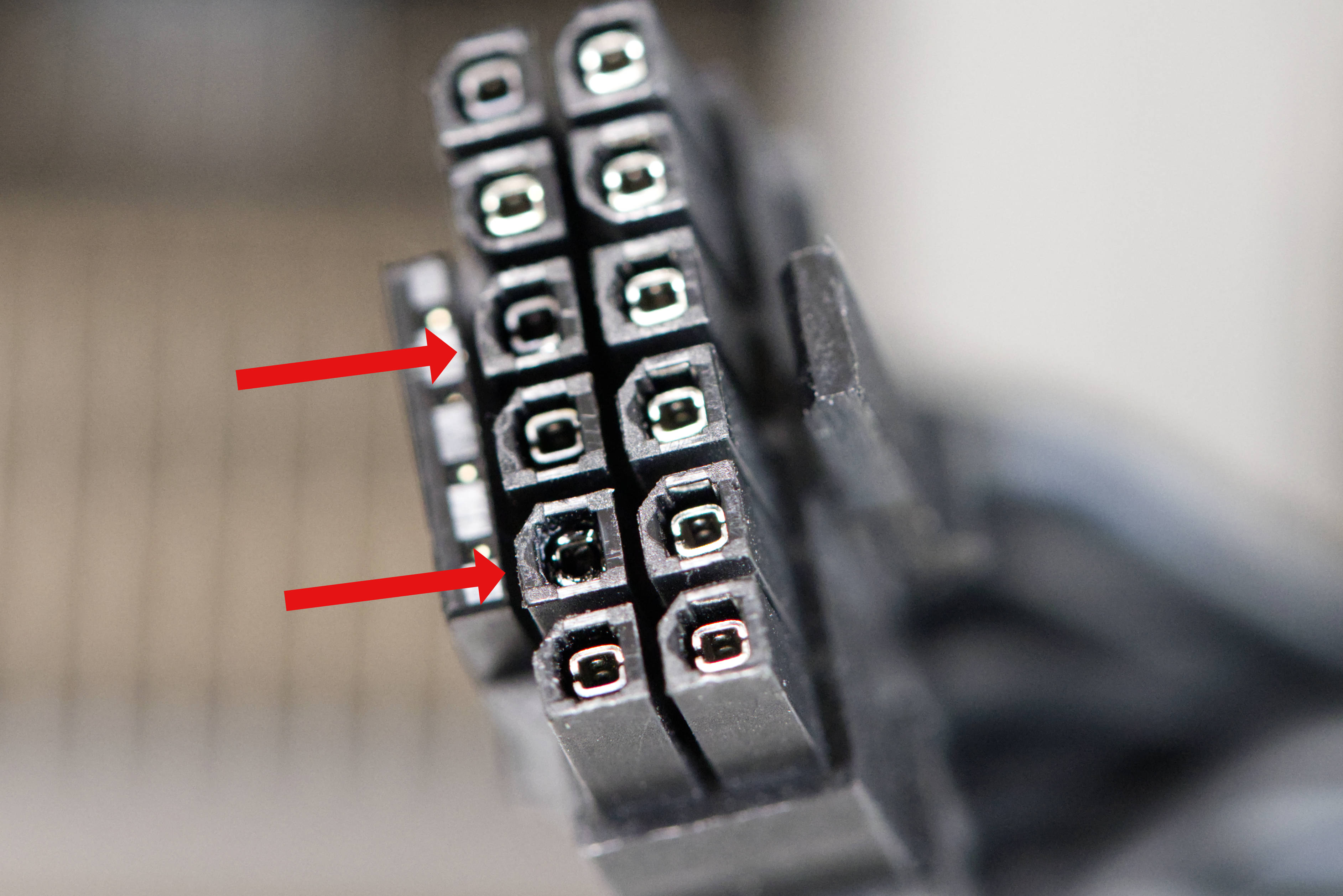 MSI GeForce RTX 5090 Gaming Trio OC Connector Pins