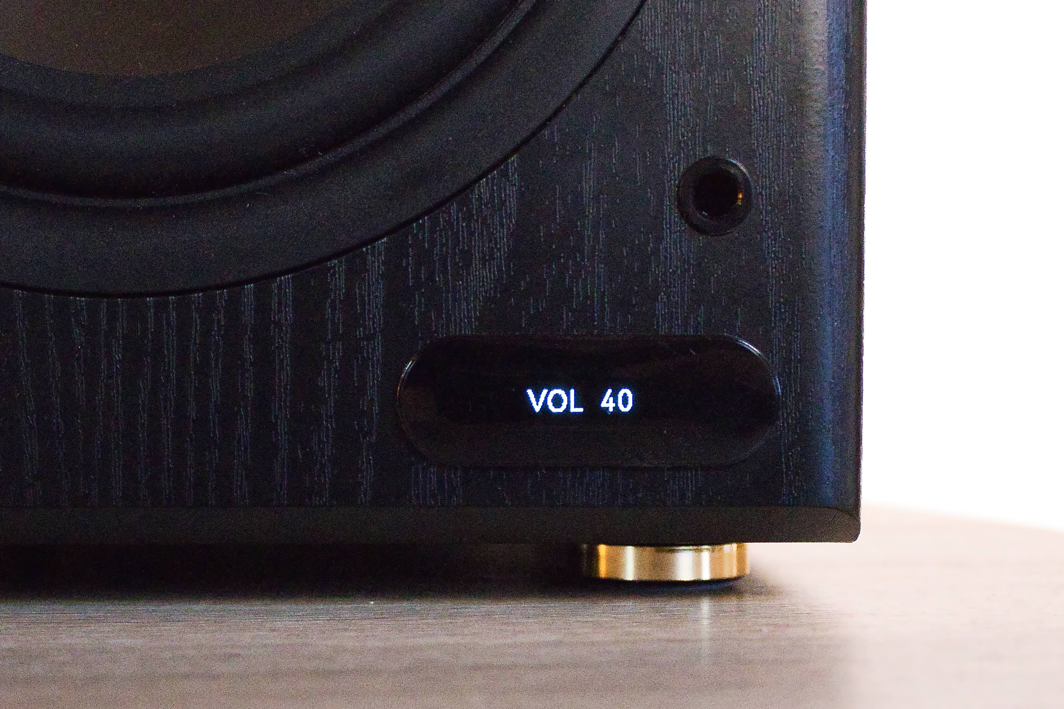 Edifier R2750DB MKII Display