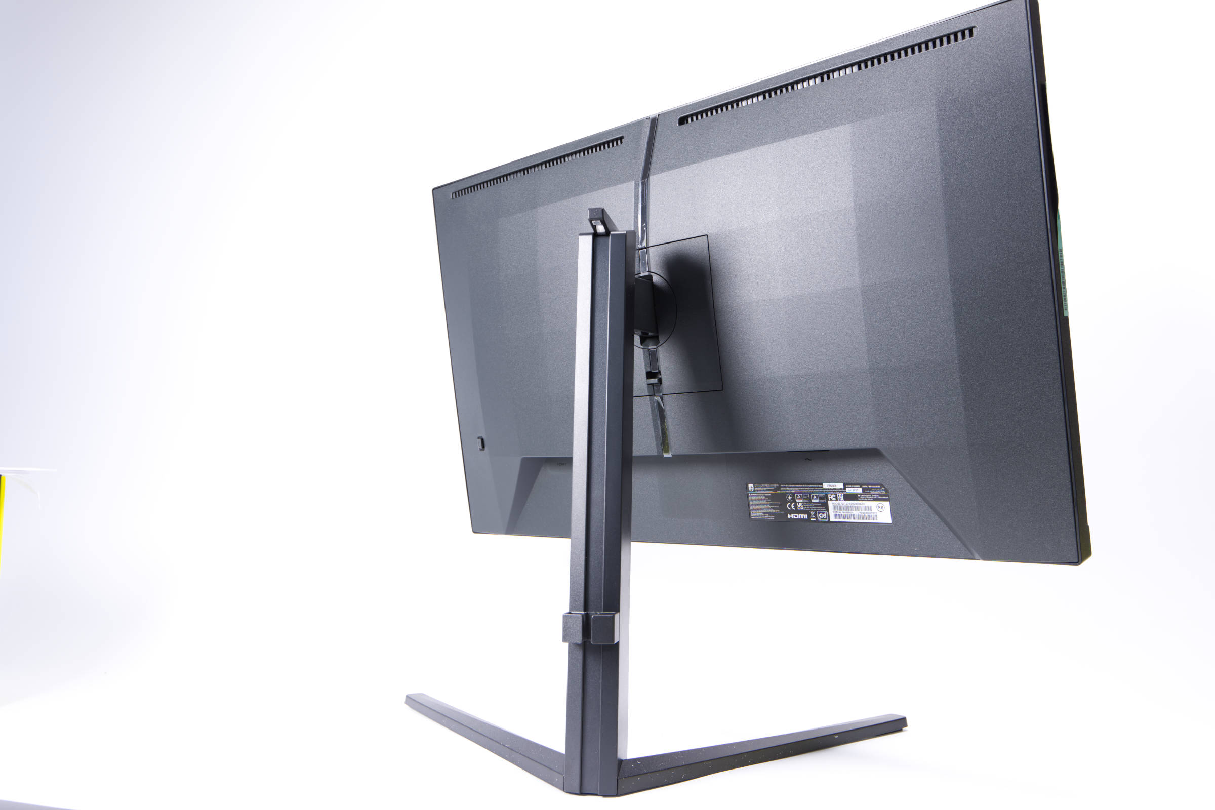 Philips Evnia 3000 27M2N3800A gedreht