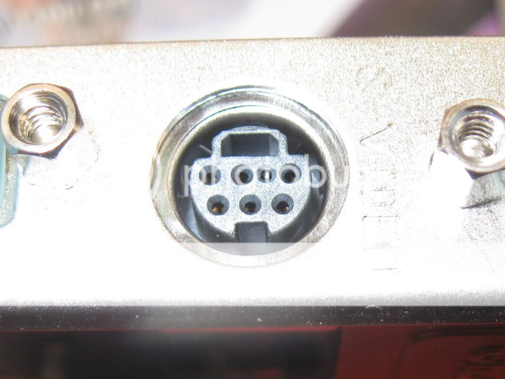 TV-OutNVIDIA8400GS001.jpg