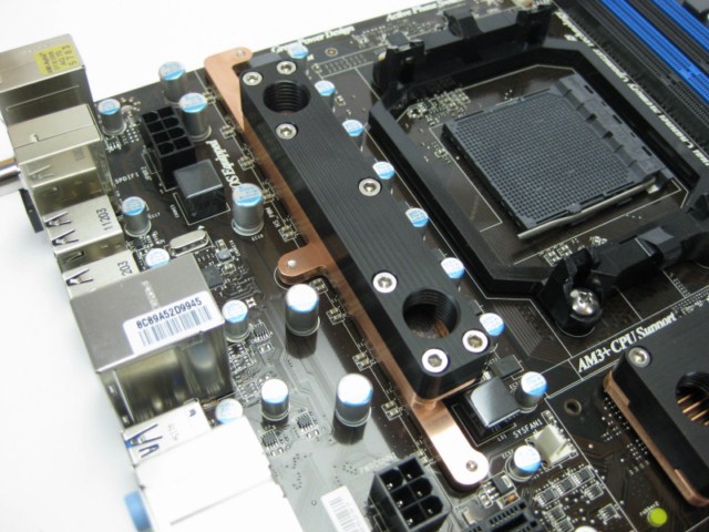 MSI%20990FXA-GD65_2.JPG