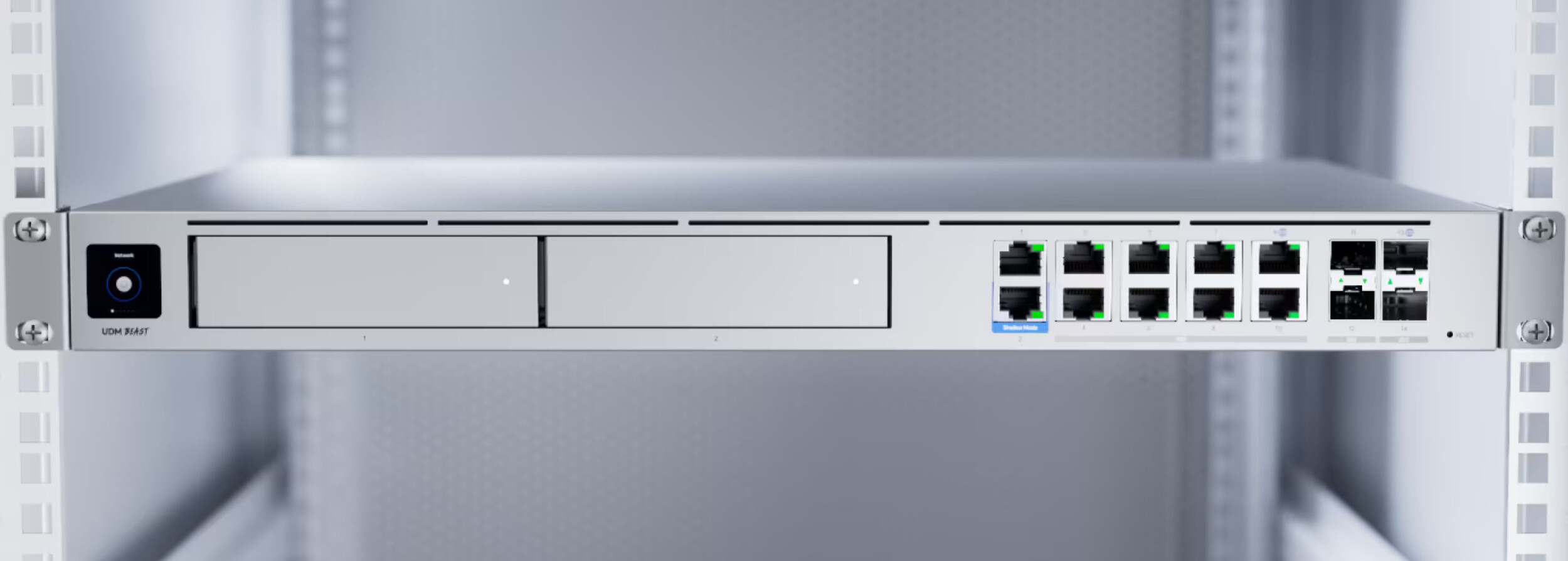 UniFi Dream Machine Beast Cloud Gateway im Rack  Bild © Ubiquiti