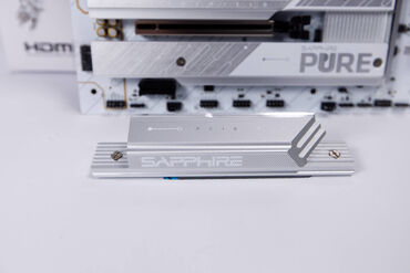 Sapphire PURE X8709A WIFI 7 primärer NVMe Kühler Sapphire PURE X8709A WIFI 7 primärer NVMe Kühler