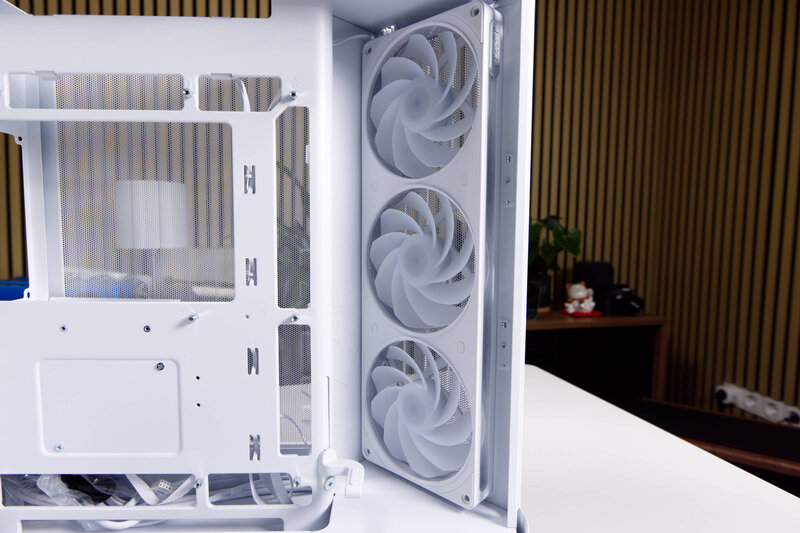 NZXT H6 RGB Lüfter Seitenteil NZXT H6 RGB Lüfter Seitenteil