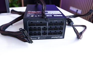 Seasonic Prime TX 1600 Noctua Edition Anschlüsse