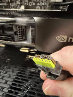 ASRock 12V-2x6-Kabelbrand bei Taichi-Netzteil mit RTX PRO 6000 Blackwell gemeldet