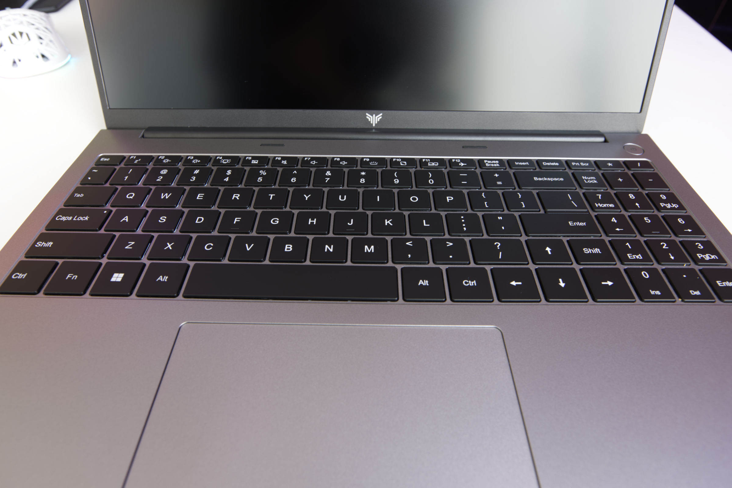 AceMagic RX16 R9 Tastatur