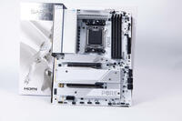 Sapphire PURE X870A WiFi 7 im Test/Review