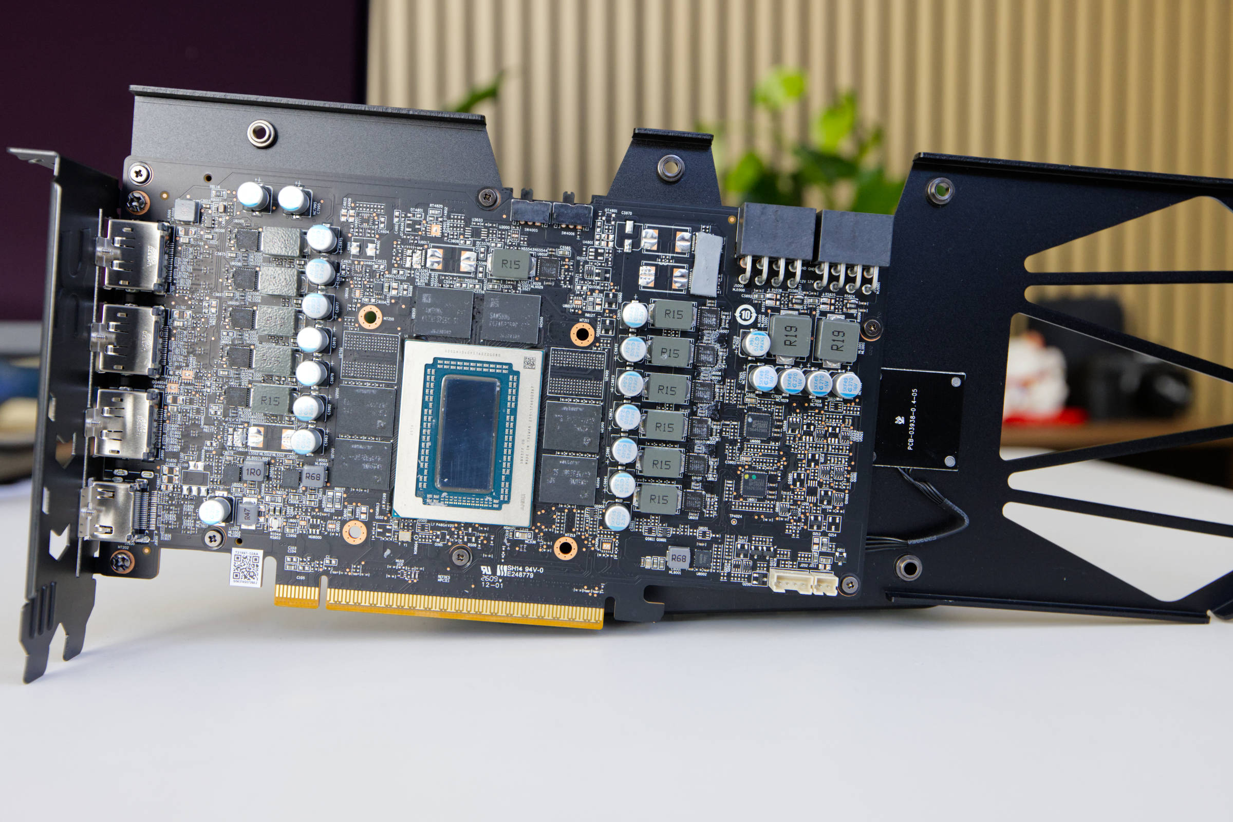 PowerColor Radeon RX 9070 Hellhound PCB
