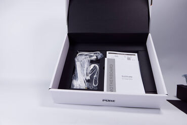 Sapphire PURE X8709A WIFI 7 Lieferumfang Sapphire PURE X8709A WIFI 7 Lieferumfang