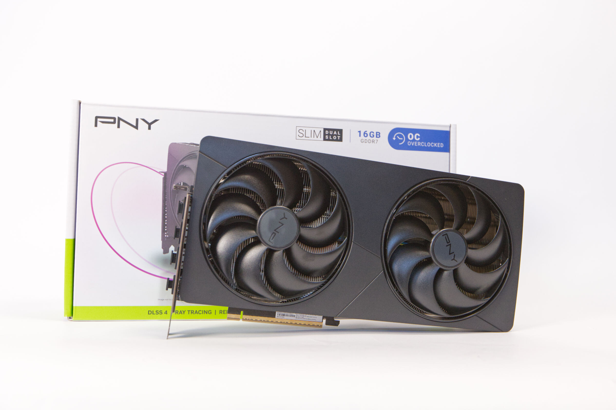 PNY GeForce RTX 5080 SLIM OC Test  Bild © PCMasters.de
