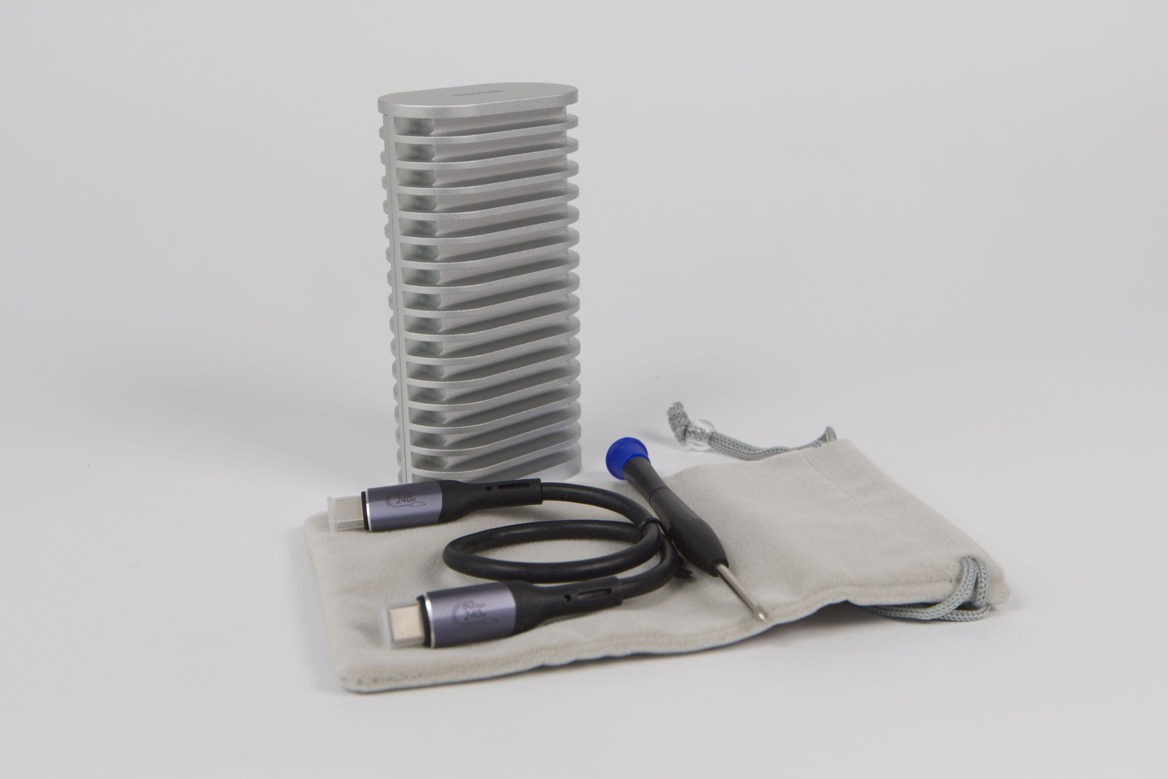 TeraMaster D1 SSD Plus Lieferumfang