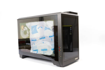 MSI MEG Vision X AI Transportsicherung innen MSI MEG Vision X AI Transportsicherung innen