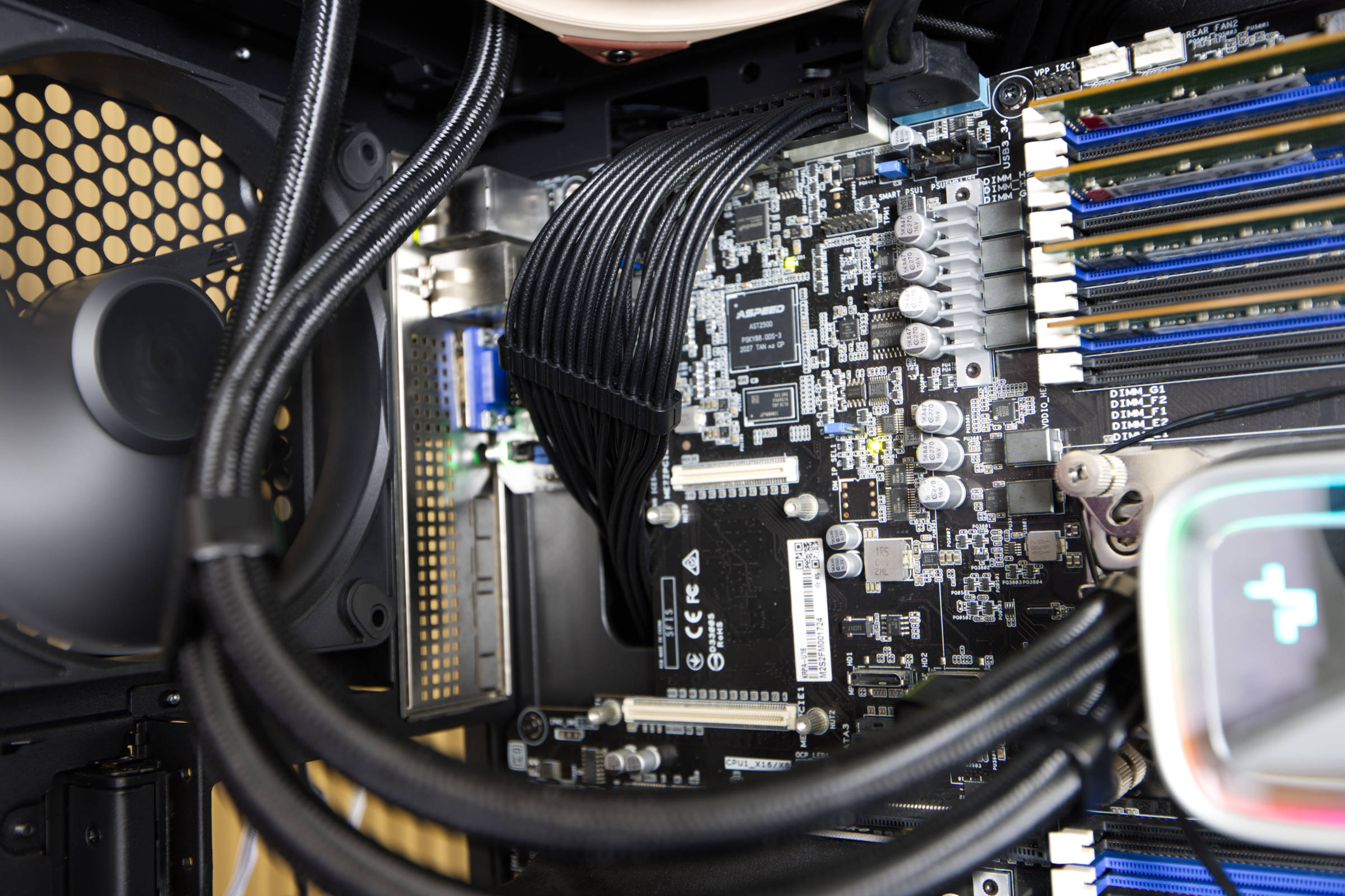 Corsair HX1000i Shift Kabel und Kamm Corsair HX1000i Shift Kabel und Kamm