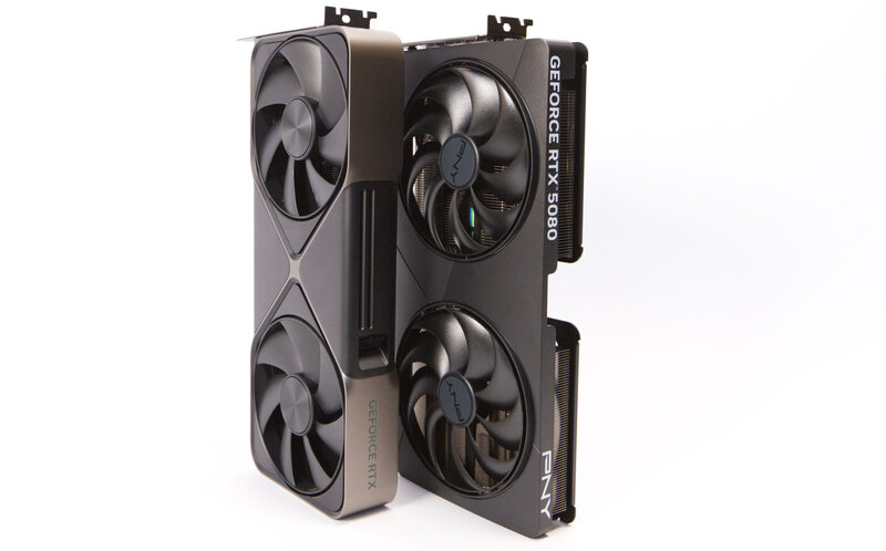PNY GeForce RTX 5080 SLIM OC RTX 5080 FE Vergleich