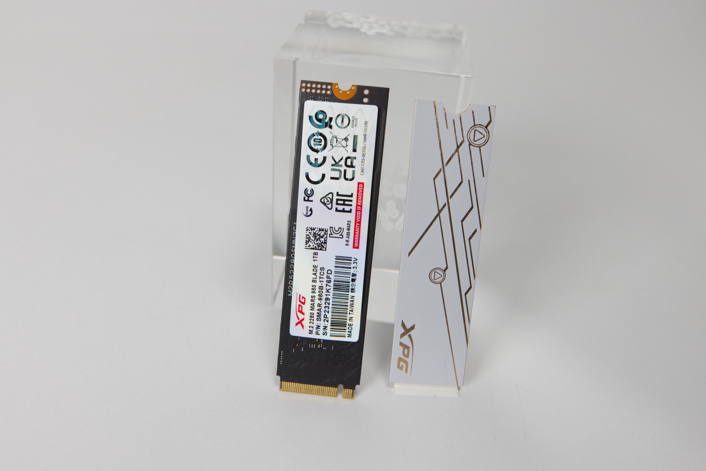 XPG MARS 980 Blade SSD Rückseite mit Kühler