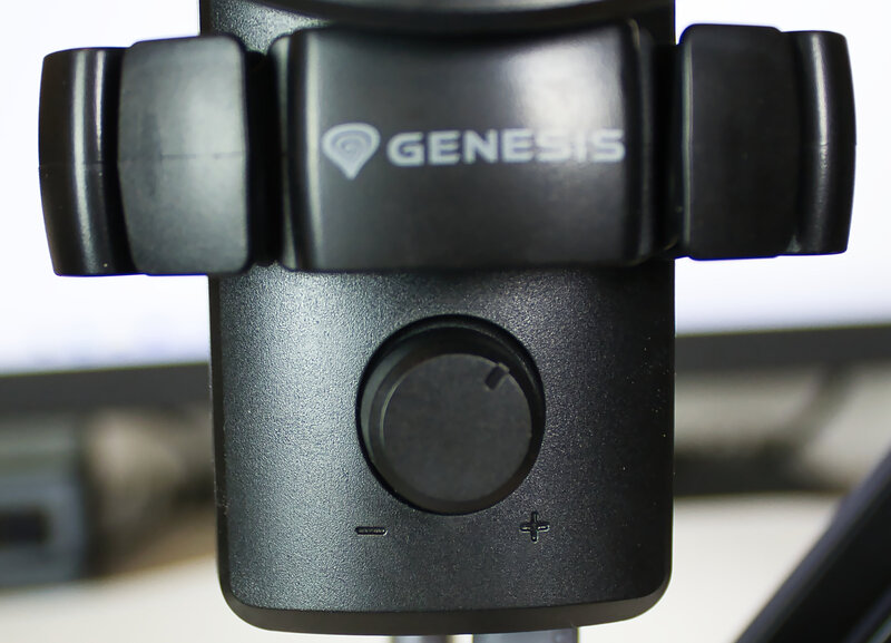 Genesis Radium 251 Set Detail Lautstärkeregler