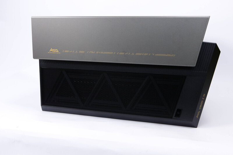 MSI MEG Vision X AI oben