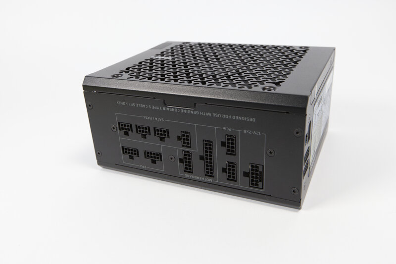 Corsair HX1000i Shift Anschlüsse am Netzteil