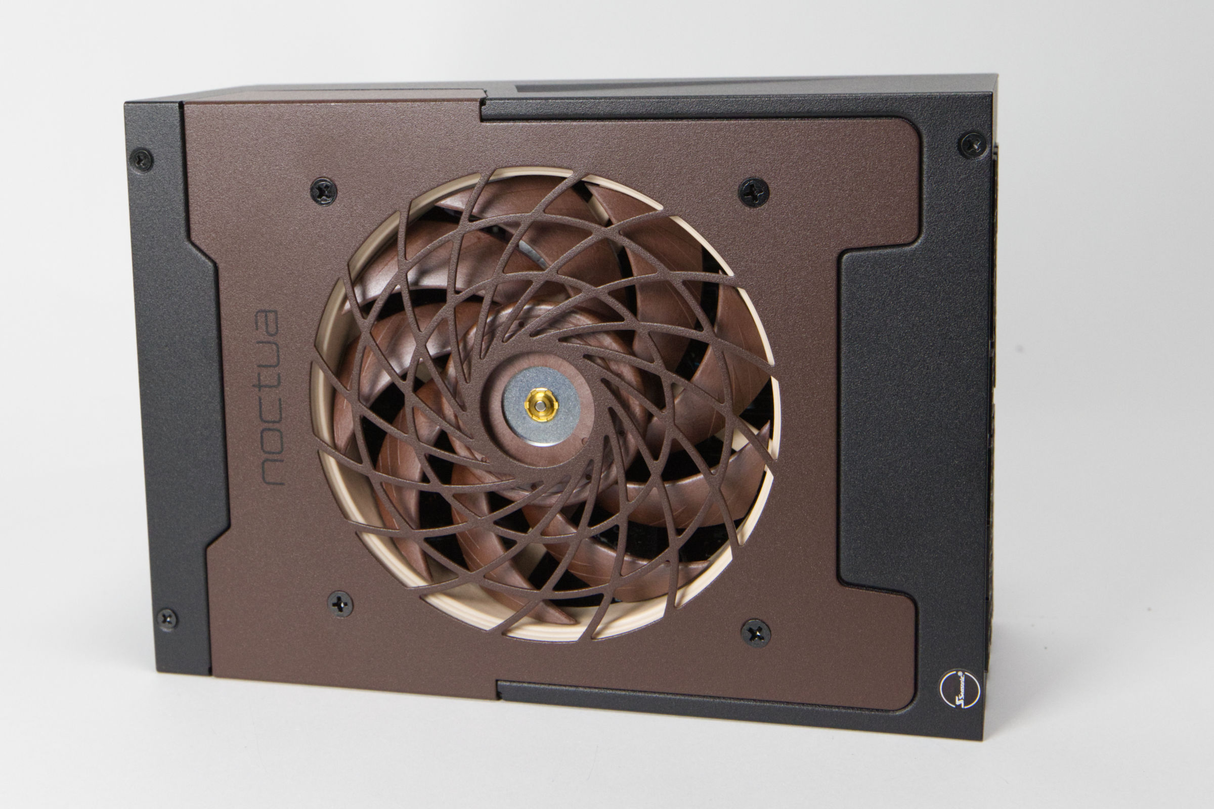 Seasonic Prime TX 1600 Noctua Edition 1600W Fazit Seasonic Prime TX 1600 Noctua Edition 1600W Fazit