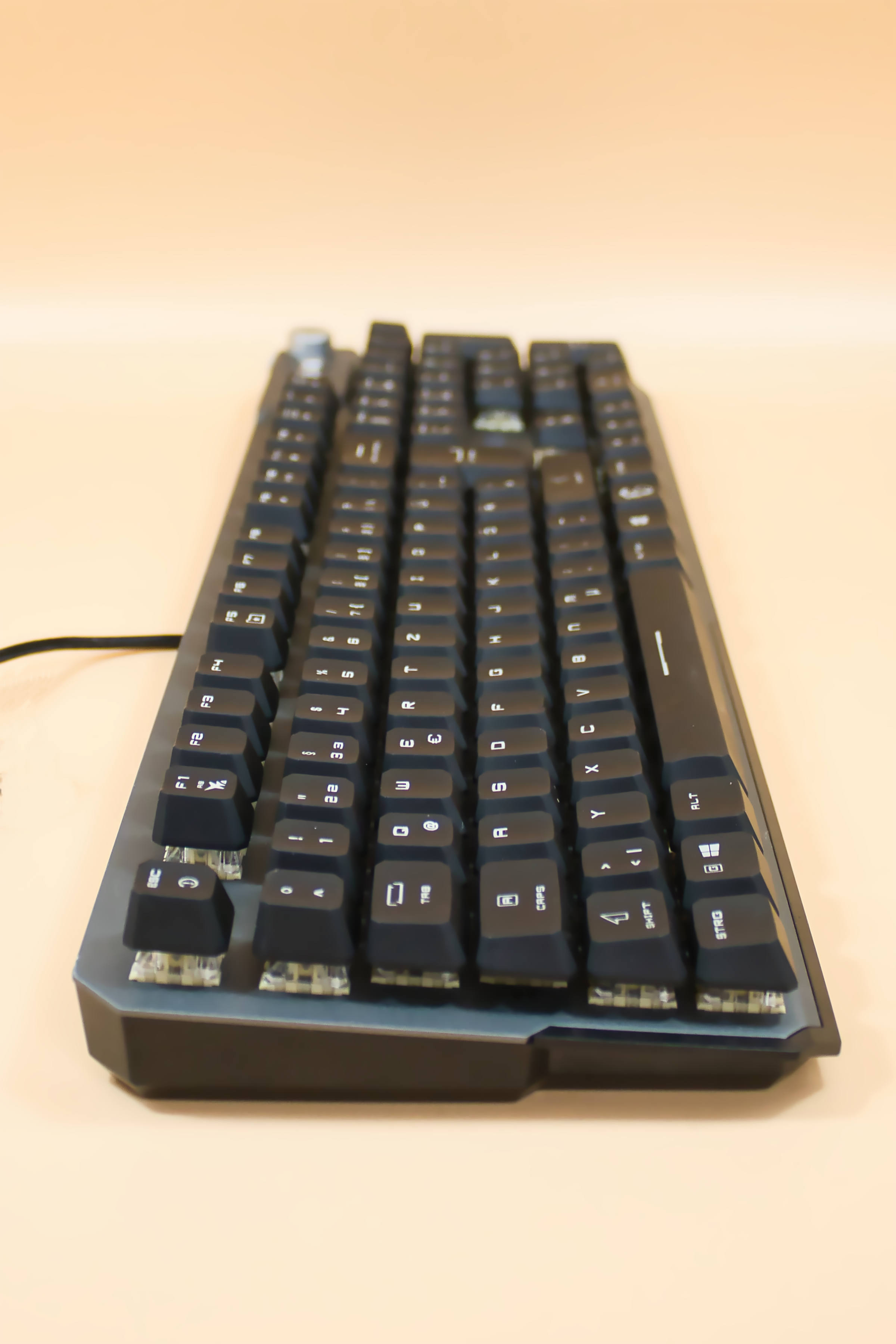 MSI Strike 600 Seitenansicht links