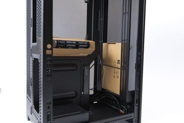 NZXT H2 Flow ausgepackt NZXT H2 Flow ausgepackt