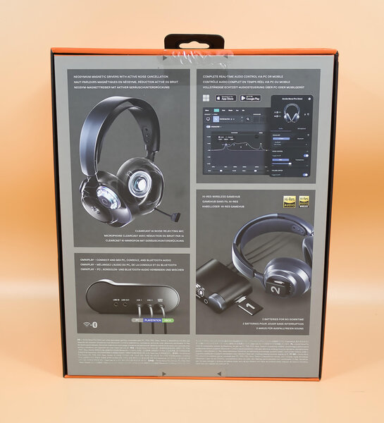 SteelSeries Arctis Nova Pro Omni Verpackung Rückseite SteelSeries Arctis Nova Pro Omni Verpackung Rückseite