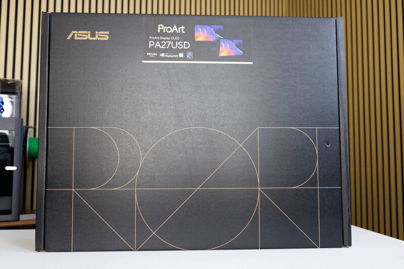 ASUS ProArt Display OLED PA27USD Verpackung ASUS ProArt Display OLED PA27USD Verpackung