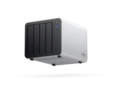 TERRAMASTER F4 425 Pro NAS unten TERRAMASTER F4 425 Pro NAS unten