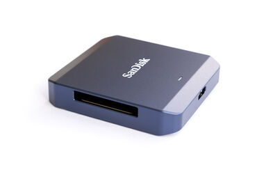 SanDisk PRO CINEMA CFexpress Type B Recorder CFexpress Slot SanDisk PRO CINEMA CFexpress Type B Recorder CFexpress Slot