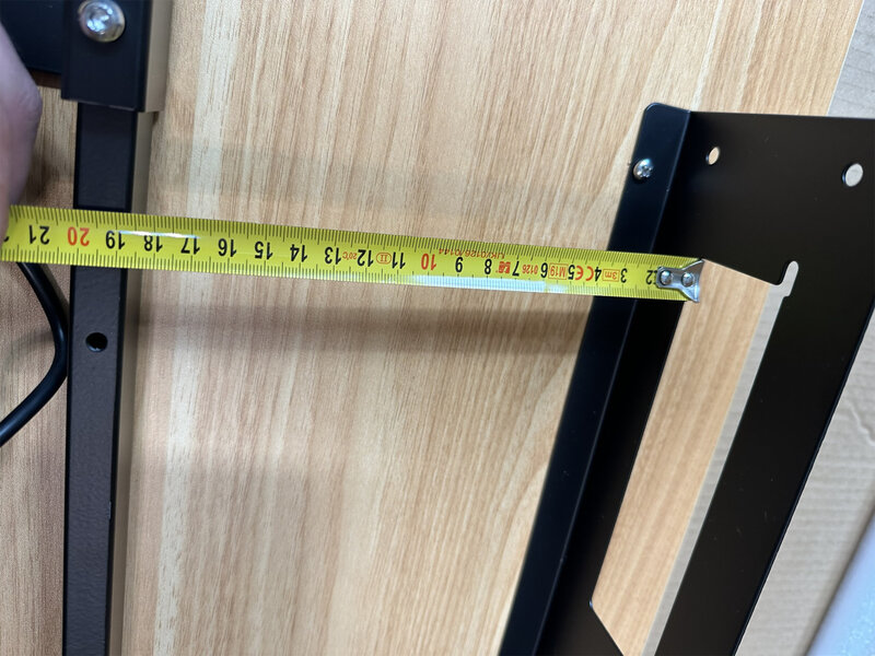 Flexispot E7 Pro 2026 021 Anbringen des Kabelkanals