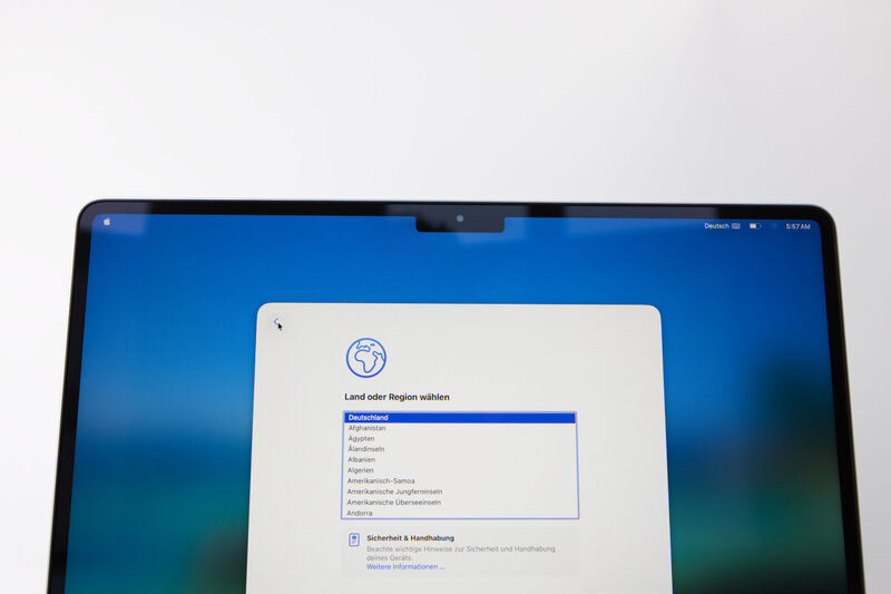 Apple MacBook Air 13 M5 Display mit Notch Apple MacBook Air 13 M5 Display mit Notch