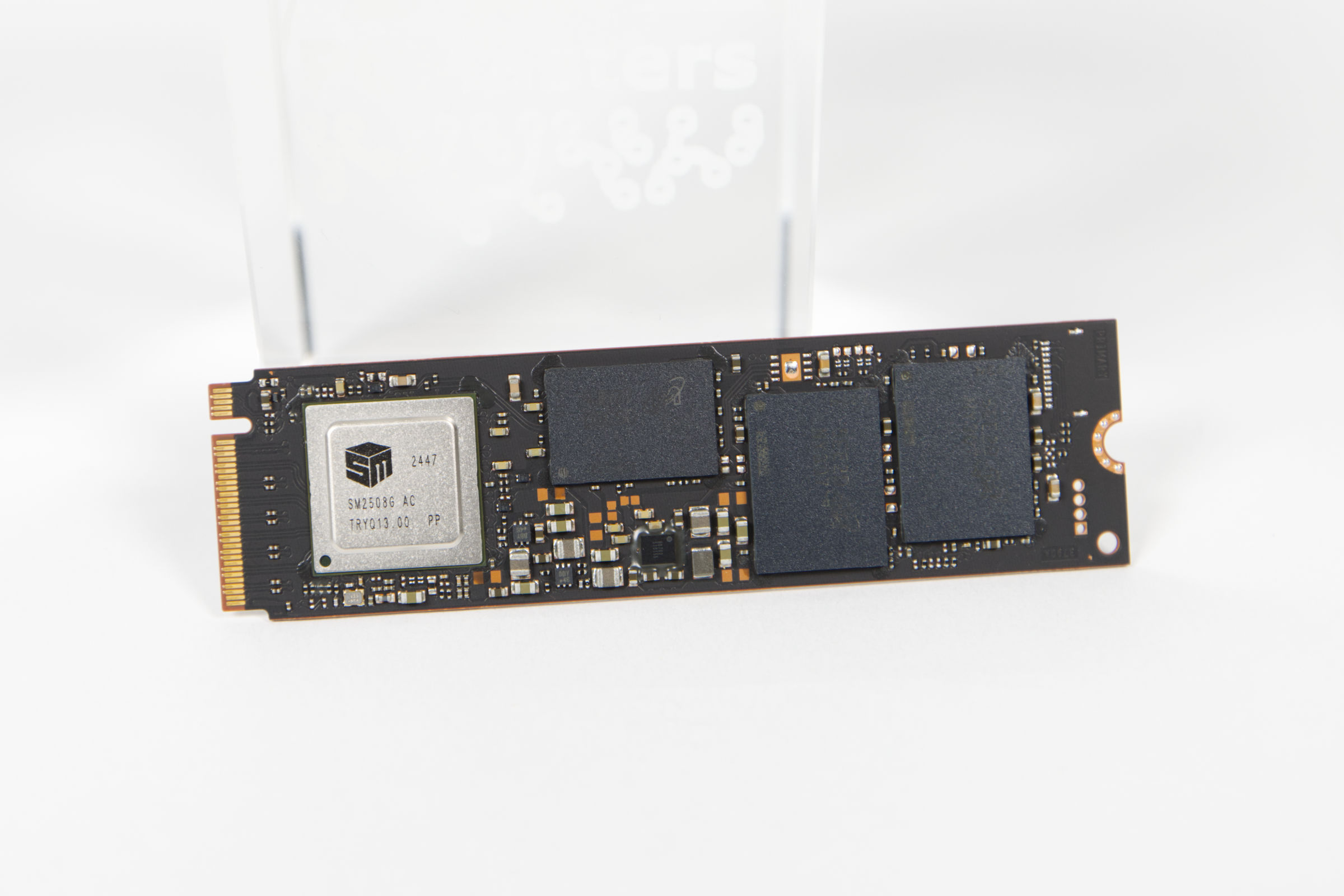 Crucial T710 SM2508 Controller