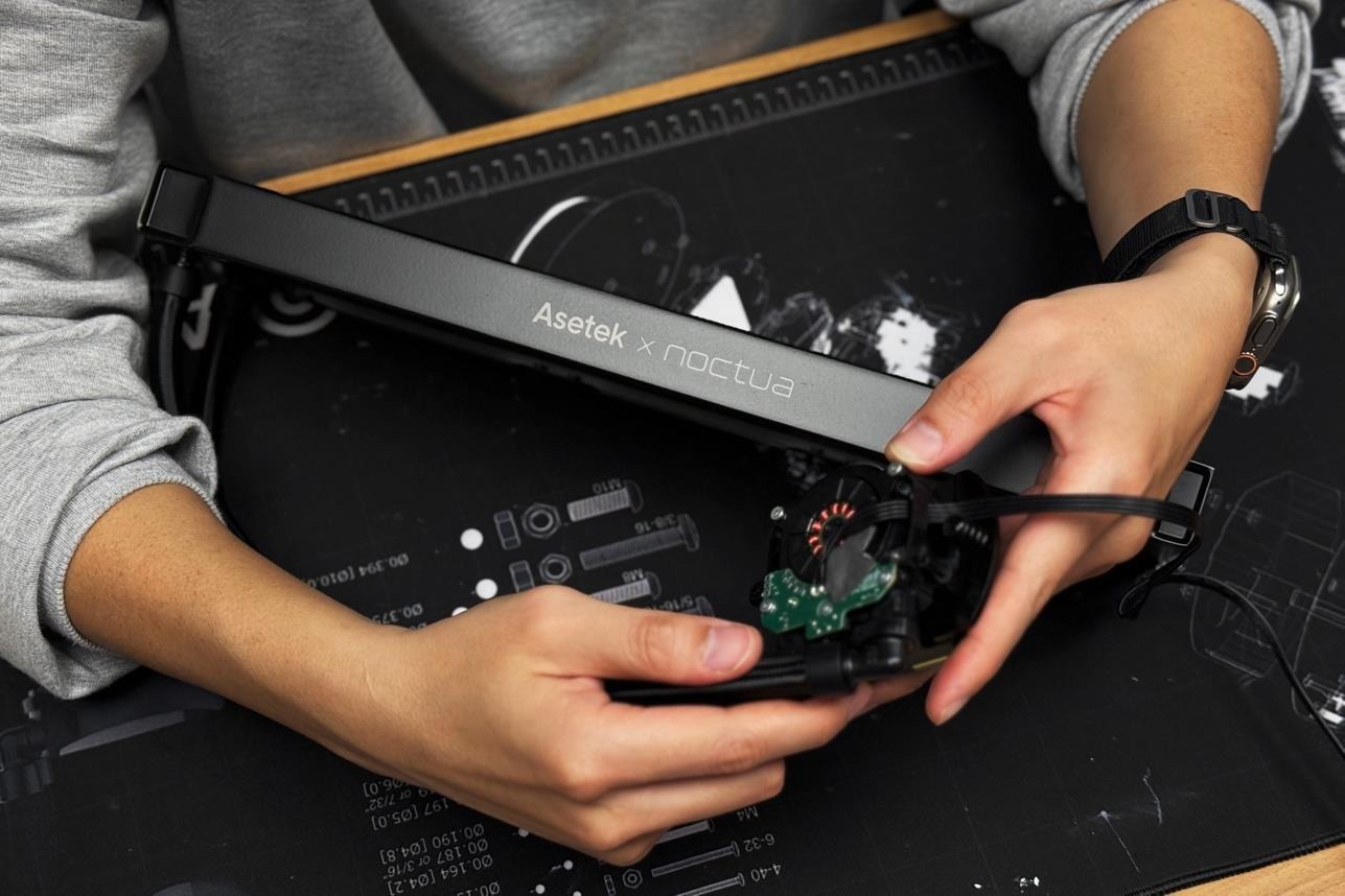 Noctua x Asetek AIO Wasserkühler Radiatopr