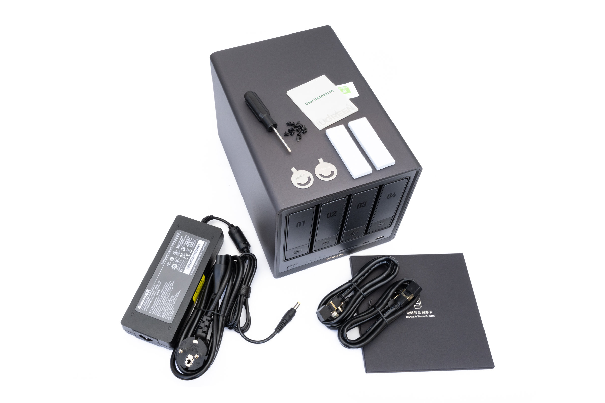 UGREEN DXP4800 Pro Lieferumfang UGREEN DXP4800 Pro Lieferumfang