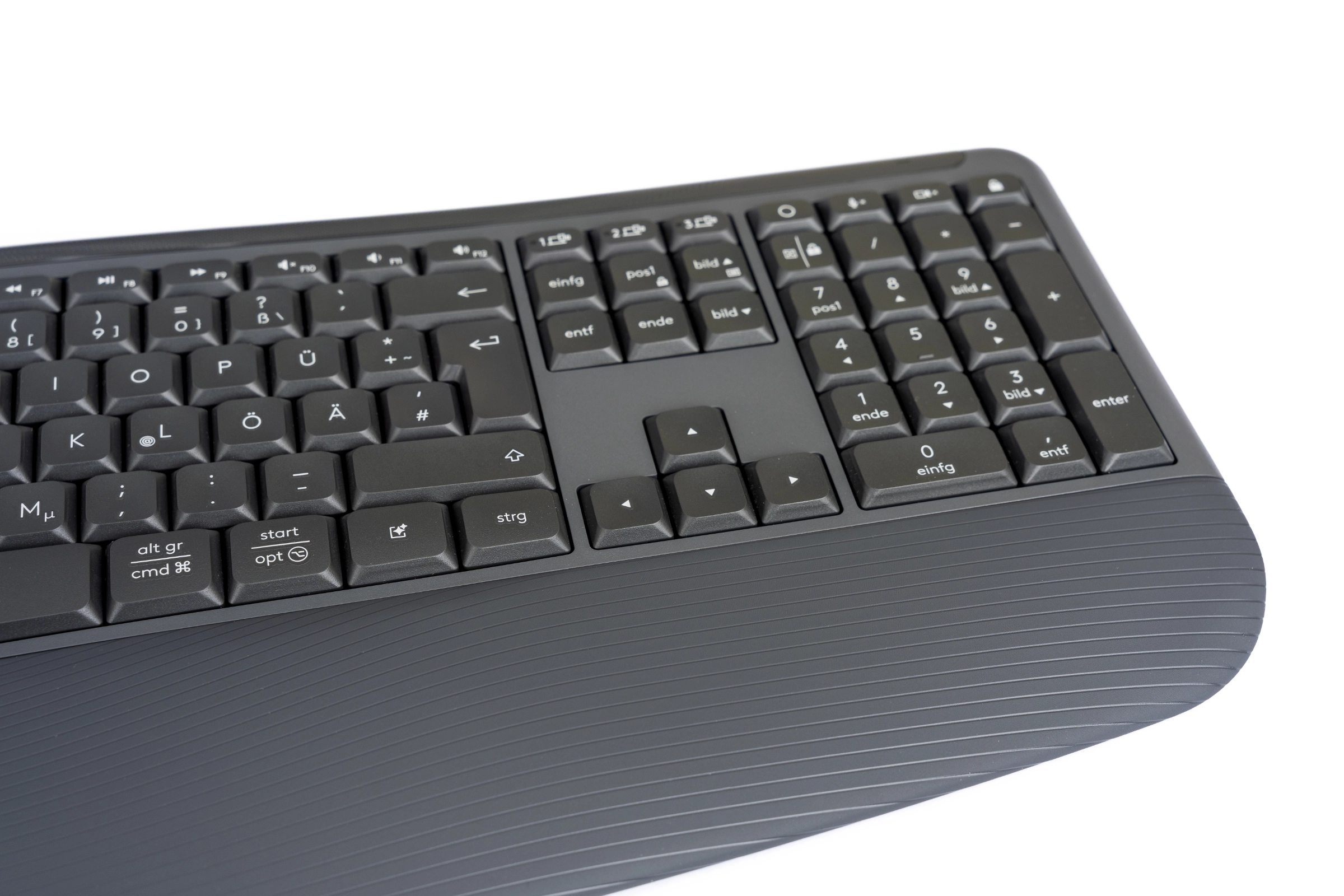 Logitech Signature Comfort Plus Combo MK880 Tastatur K880 Detail2 Logitech Signature Comfort Plus Combo MK880 Tastatur K880 Detail2