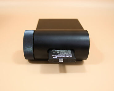 SteelSeries Arctis Nova Pro Omni Batterie im Ladedock SteelSeries Arctis Nova Pro Omni Batterie im Ladedock