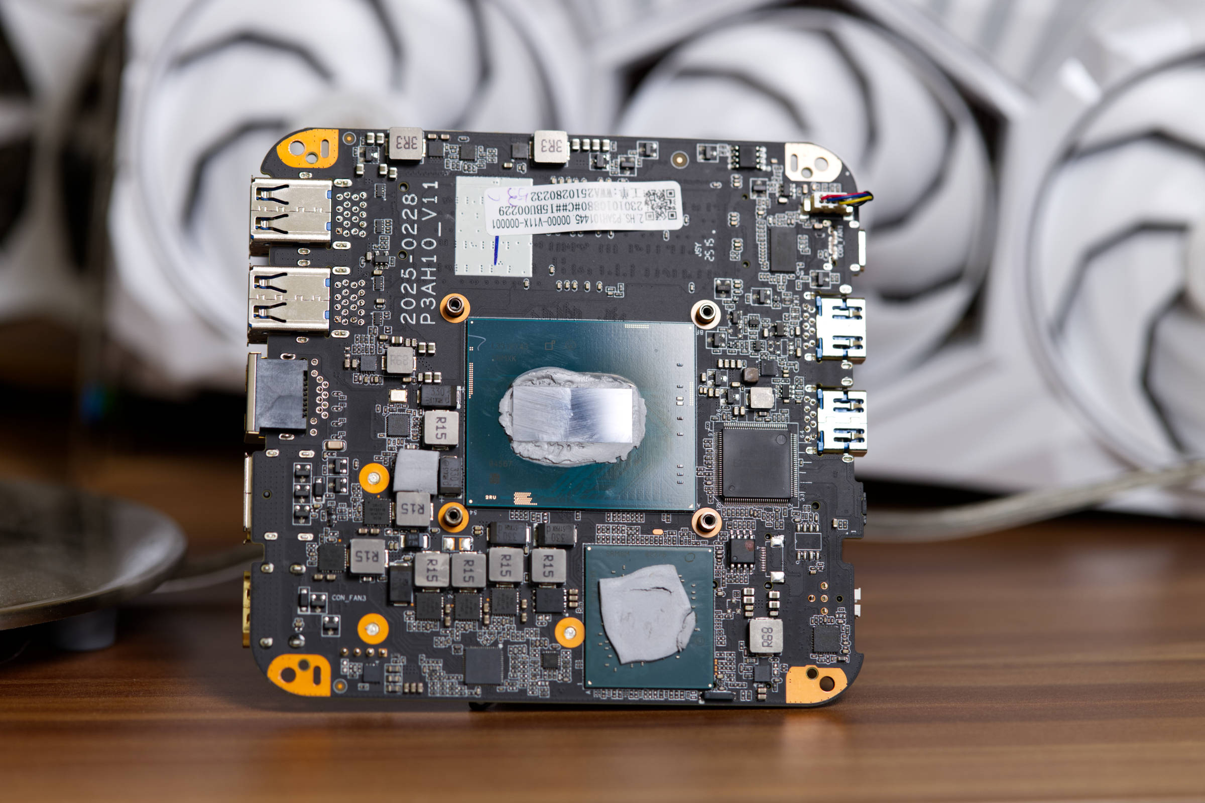 NiPoGi H2 Hyper intel Core 14 Gen