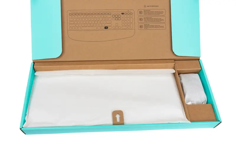 Logitech Signature Comfort Plus Combo MK880 Verpackung Innen