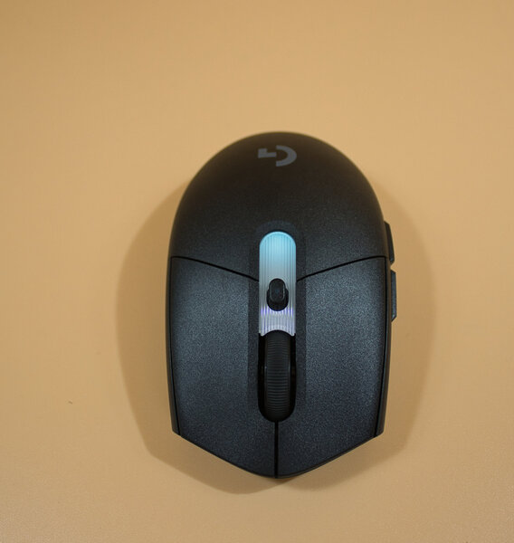 Logitech G305 X Superlight Beleuchtung grün