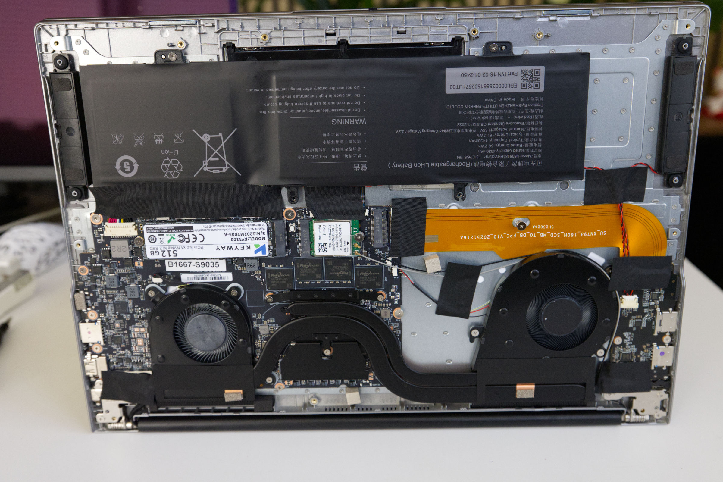 AceMagic RX16 R9 Innenaufbau
