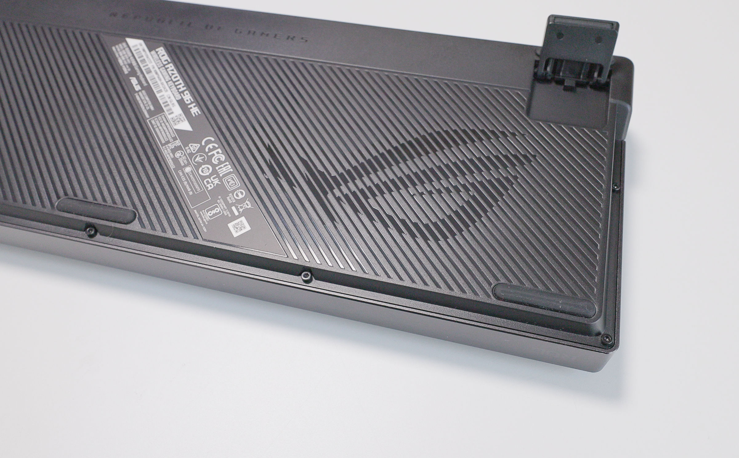 ASUS ROG Azoth 96 HE Beine