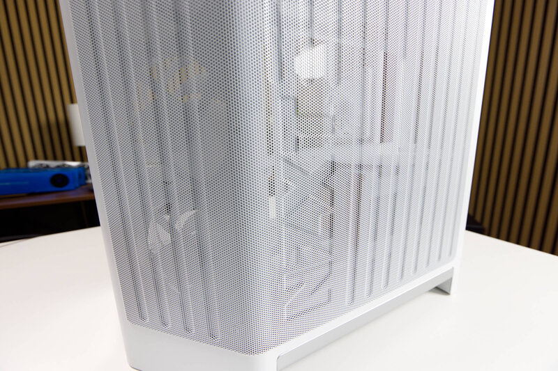 NZXT H6 RGB NZXT Logo im Mesh NZXT H6 RGB NZXT Logo im Mesh