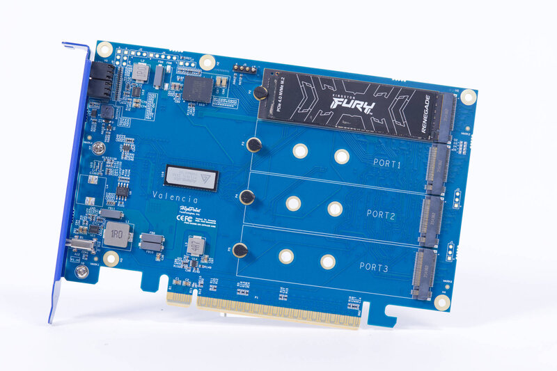 HighPoint Rocket 1604L mit NVMe installiert