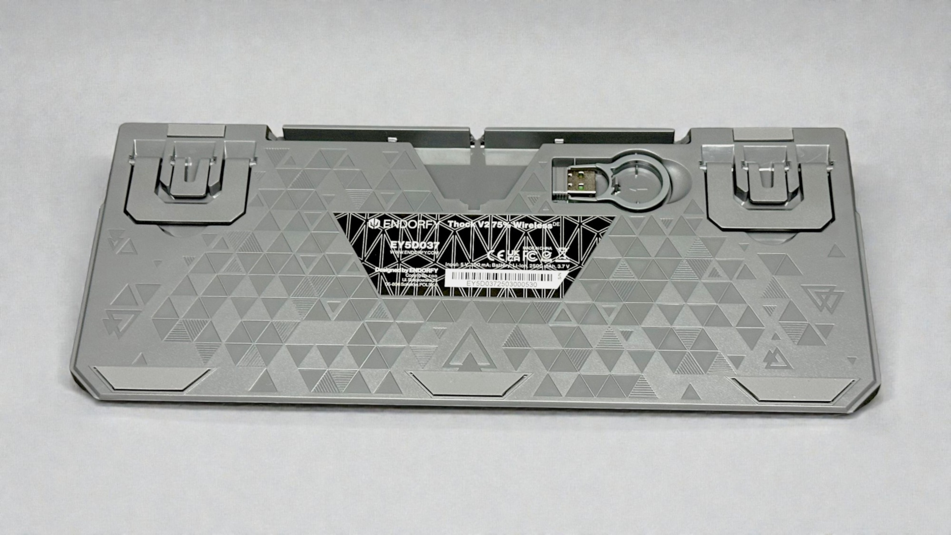 ENDORFY Thock V2 75 Wireless Unterseite